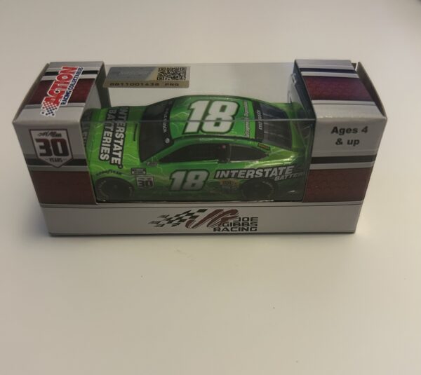 Kyle busch #18