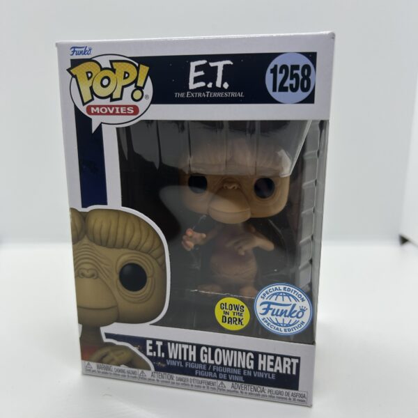 Pop e.t with glowing heart